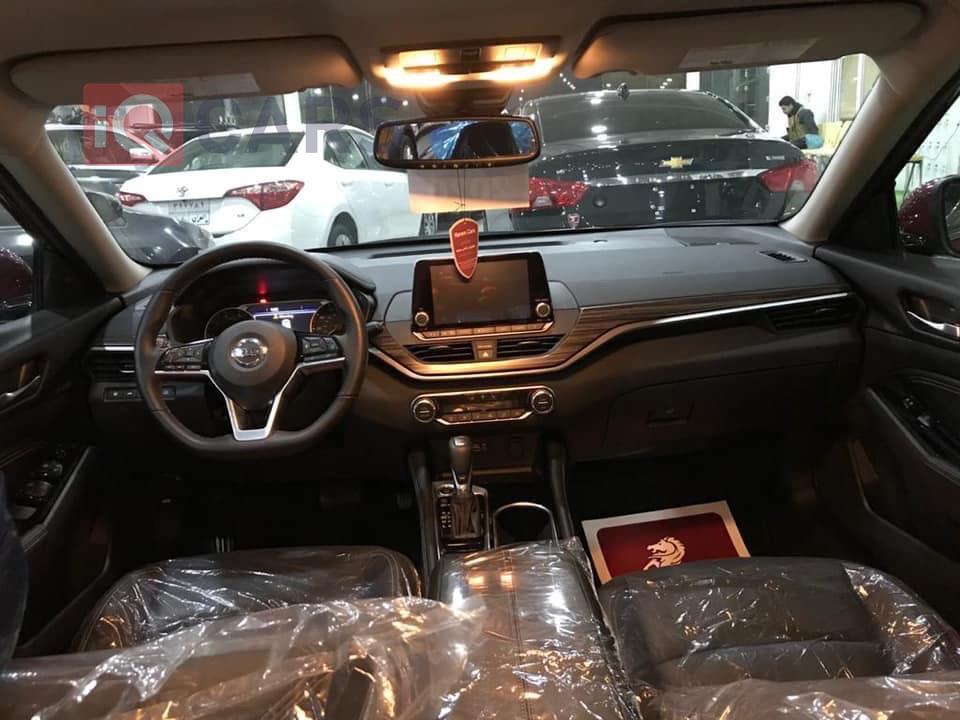 نیسان ئەلتیما
